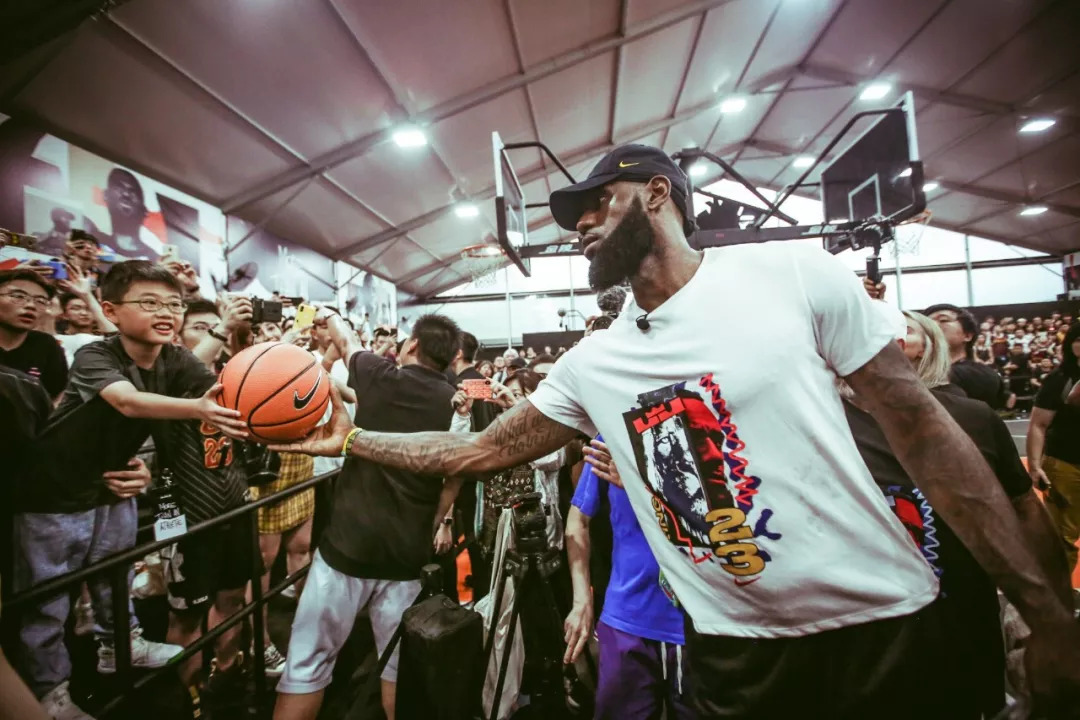 针对阿隆索？恩德里克父亲发文：凡自高的必降为卑（疑指阿隆索？恩德里克父亲发声：自高者终将降卑）