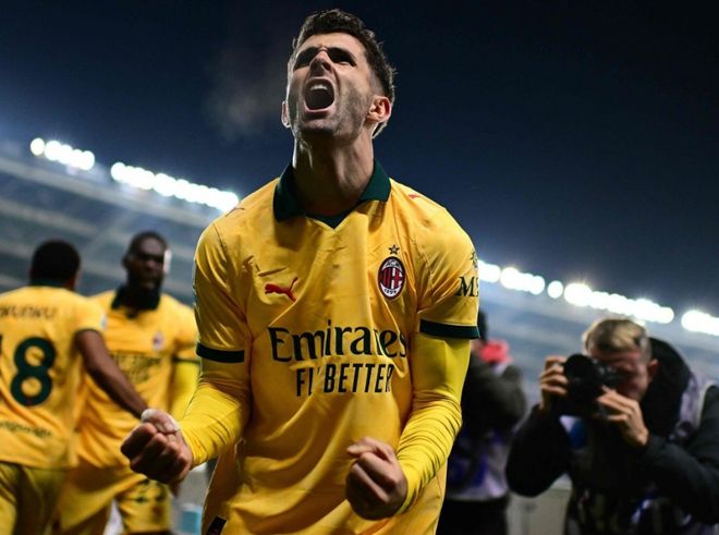 湖人詹姆斯关键三分锁定胜利（詹姆斯关键三分助湖人取胜）