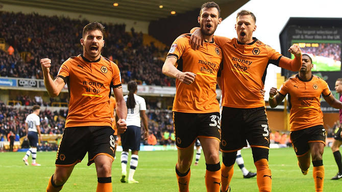 惨不忍睹！快船背靠背0胜5负，关键时刻比赛2胜9负（状态堪忧：快船背靠背0-5告负，关键时刻仅2胜9负）