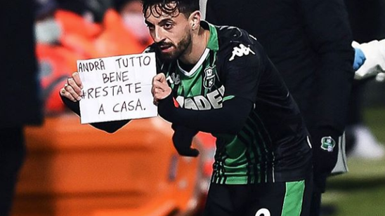 频繁使用挥舞魔杖的庆祝动作，土耳其前锋被华纳兄弟起诉（土耳其前锋因频繁挥魔杖式庆祝被华纳兄弟起诉）