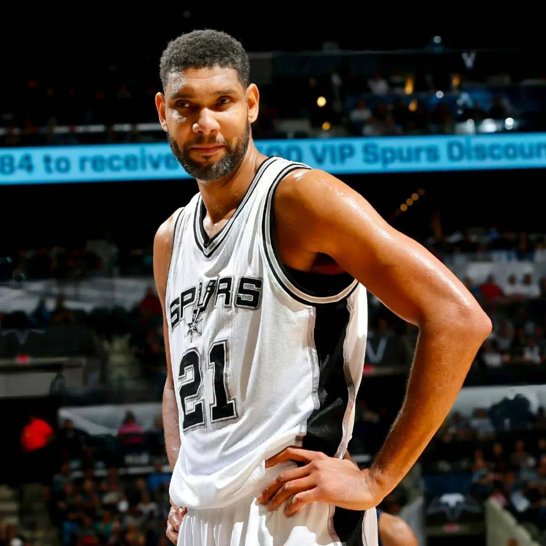 卖奖杯、卖主力、等收购，破产后的球队何去何从（破产之后：卖奖杯、清主力、待收购的球队路在何方）