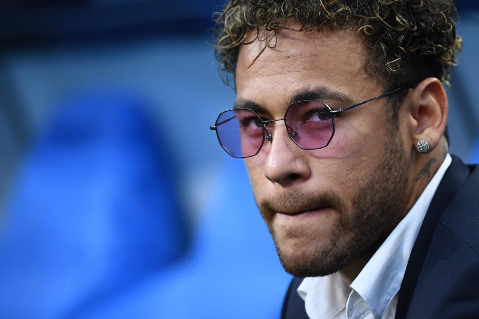 维尼修斯：友谊赛能帮巴西积累经验；我们都很喜欢和安帅共事（维尼修斯称热身赛助巴西增长阅历：全队都乐于与安帅共事）