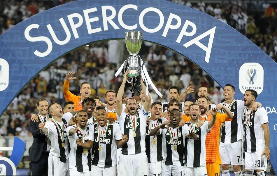 杰伦·约翰逊砍本赛季第二次三双，20年特雷·杨后老鹰首人（杰伦·约翰逊再取本季第二次三双，成老鹰自2020年特雷·杨后首人）